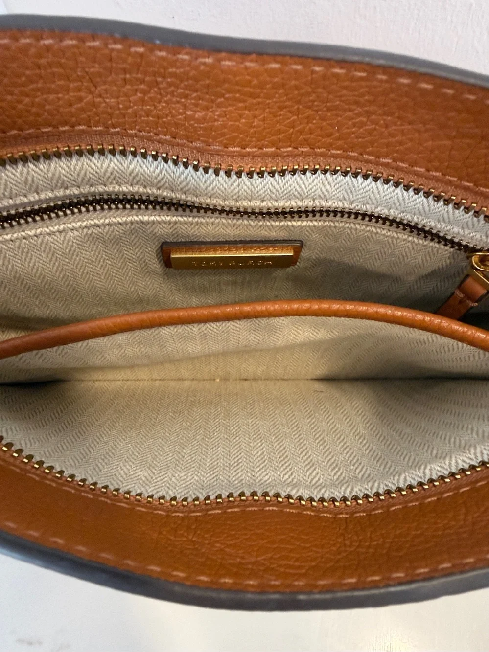 Tory Burch Blake Swingback